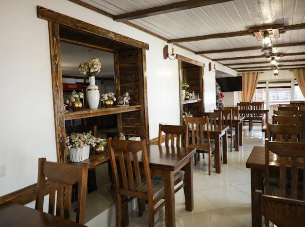 Greku Hotel Μπούκοβελ Εξωτερικό φωτογραφία